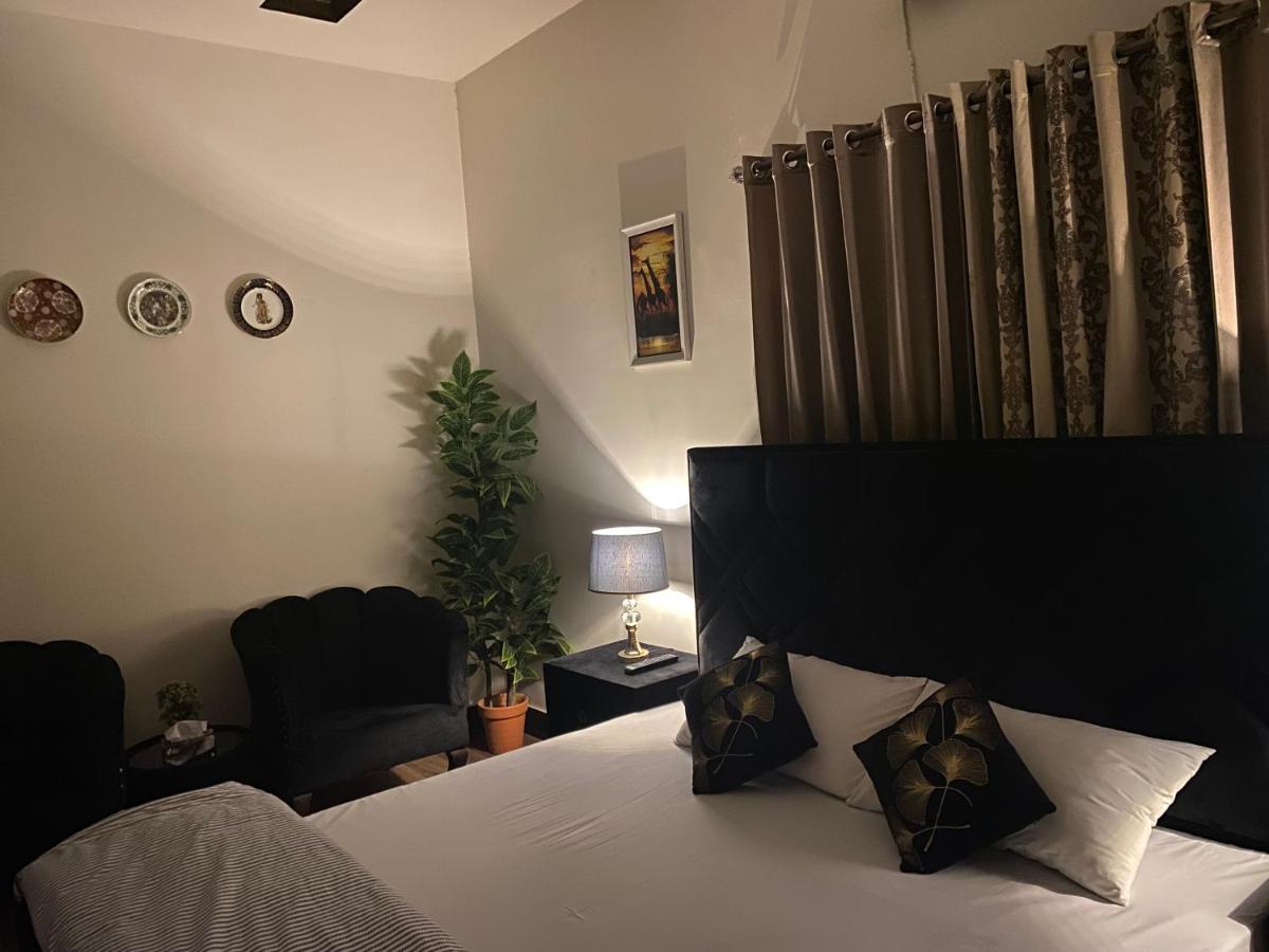 The Comfort Lodge Islamabad Buitenkant foto